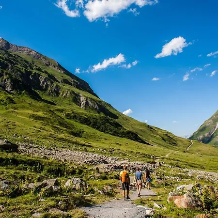 Fuerthermoar Hideaways * קפרון