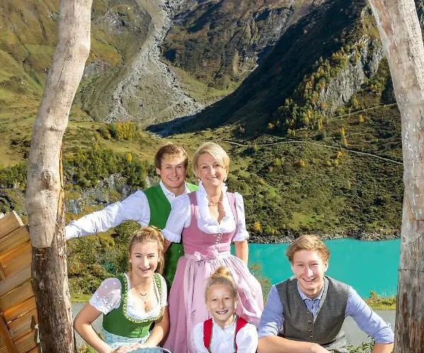 Alpehytte Fuerthermoar Hideaways